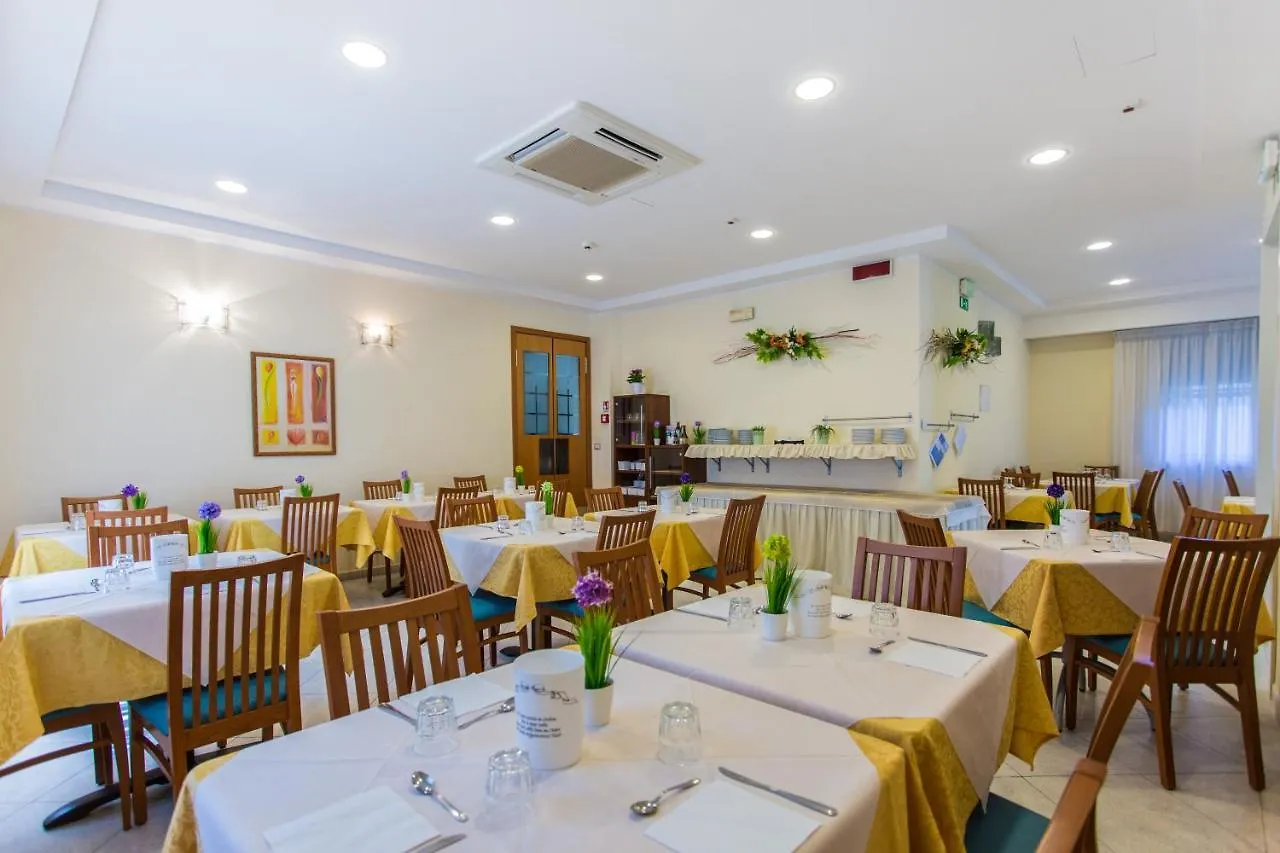Hotel Savana Rimini Italy