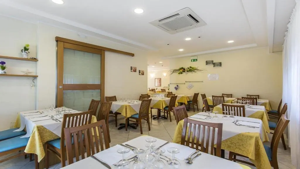 Hotel Savana Rimini